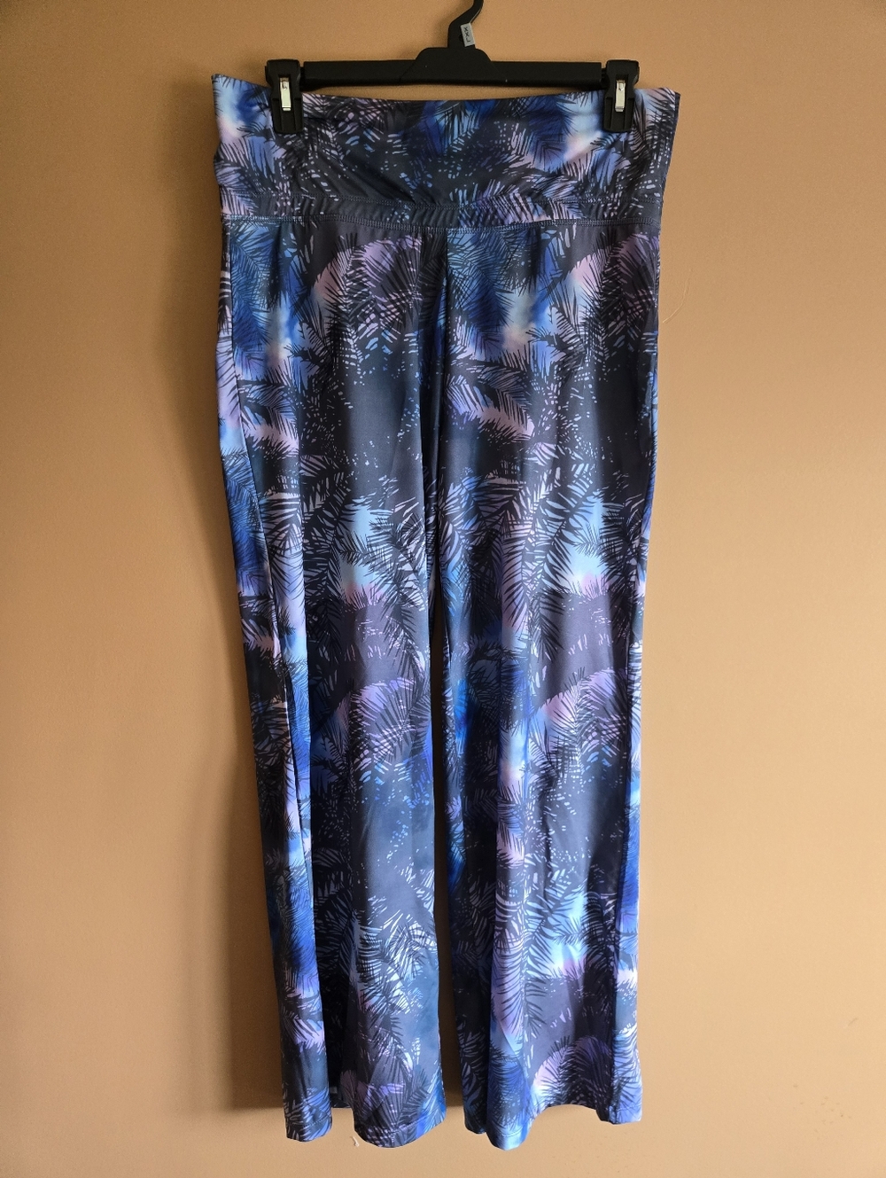 Reel Legends Stretchy Wide Leg Pants in Blue & Purple Palm Print